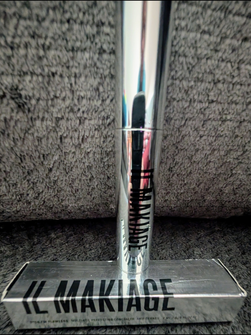 IL MAKIAGE MULTI-USE PERFECTING CONCEALER